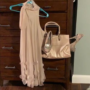 bag, shoes. Lg. swing dress. All 3. SF home